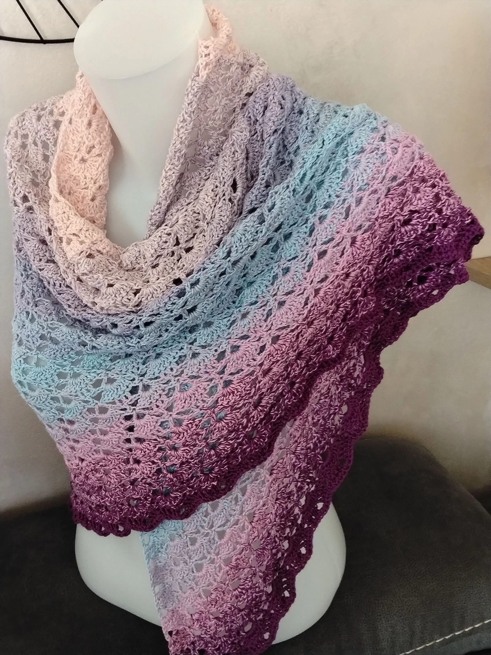 Large handmade summer shawl — Powder pink, sky blue & lilac gradient – photo 8
